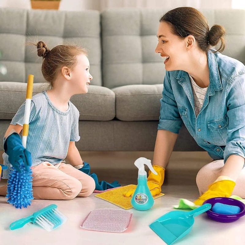 Set de Curatenie pentru Copii, Carucior cu 22 Accesorii, Ideal pentru Imitarea Parintilor si Invatarea Responsabilitatii, Set Complet cu Perii, Matura, Mop si Pulverizator, + 3 Ani - LUDIRO