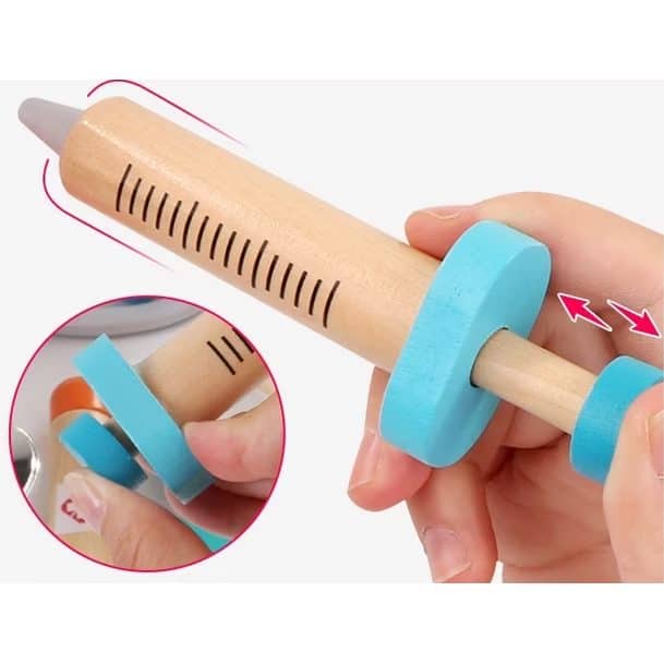 Trusa Medicala din Lemn, Accesorii Dentare, Termometru, Stetoscop, Seringa, Mulaj Dentar, Set Creativ si Interactiv, Geanta Depozitare, Rosu, + 3 Ani - LUDIRO
