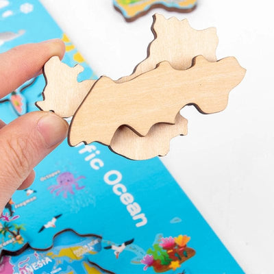 Puzzle Educativ Magnetic din Lemn, Harta Lumii, Invatare Interactiva pentru Copii peste 3 Ani, 143 Piese, 44.2x34.7 Cm - LUDIRO