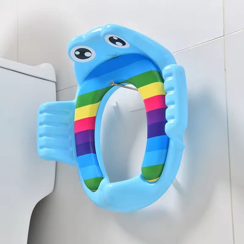 Capac de Toaleta pentru Copii, Broscuta Albastra, Cu Manere Laterale si Design Colorat, Ideal pentru Antrenamentul la Olita si Invatarea Igienei Personale, 38x35x8 Cm, + 1 An - LUDIRO