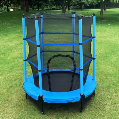 Resigilat - Trambulina pentru Copii LUDIRO, Diametru 140 Cm, Inaltime 160 Cm, Cu Plasa de Siguranta, Suporta 100 kg, Interior sau Exterior, Pentru Dezvoltarea Echilibrului, Albastra, + 3 Ani - LUDIRO