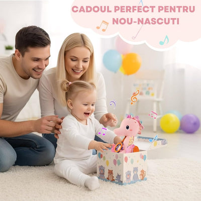 Căluț de mare roz oferit în dar pentru joaca bebelușului