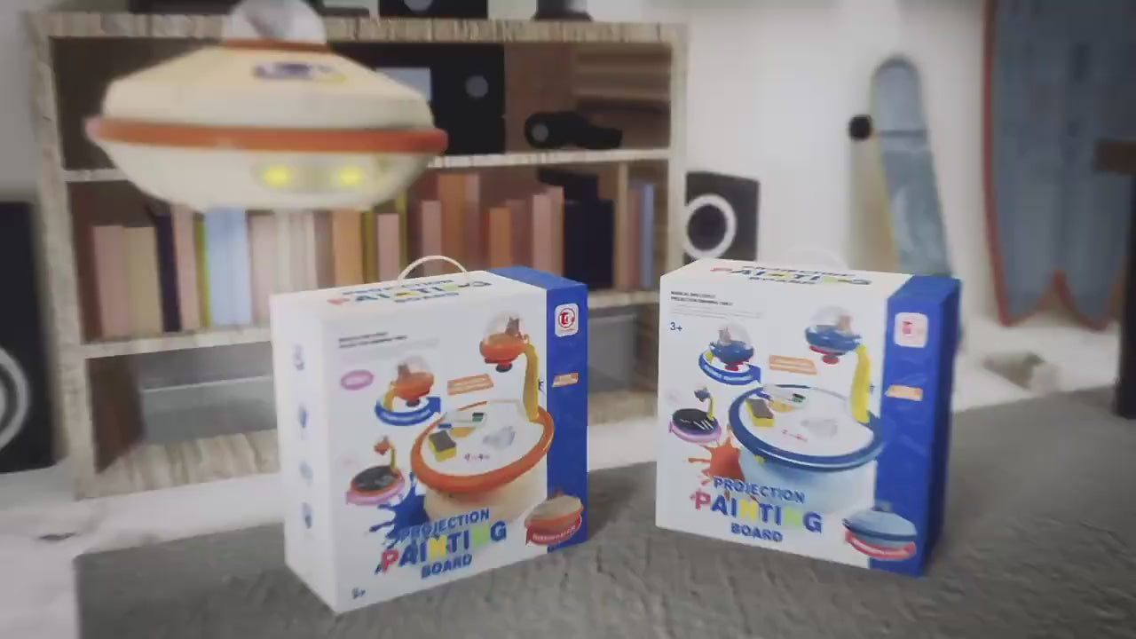 Încărcați videoclipul: Masuta Educativa cu Proiector LUDIRO 4-in-1 pentru Copii, Desen cu Lumina, Formare Creativa, Tabla Lavabila si Lampa de Veghe, Joc interactiv Fara Ecrane, + 3 Ani