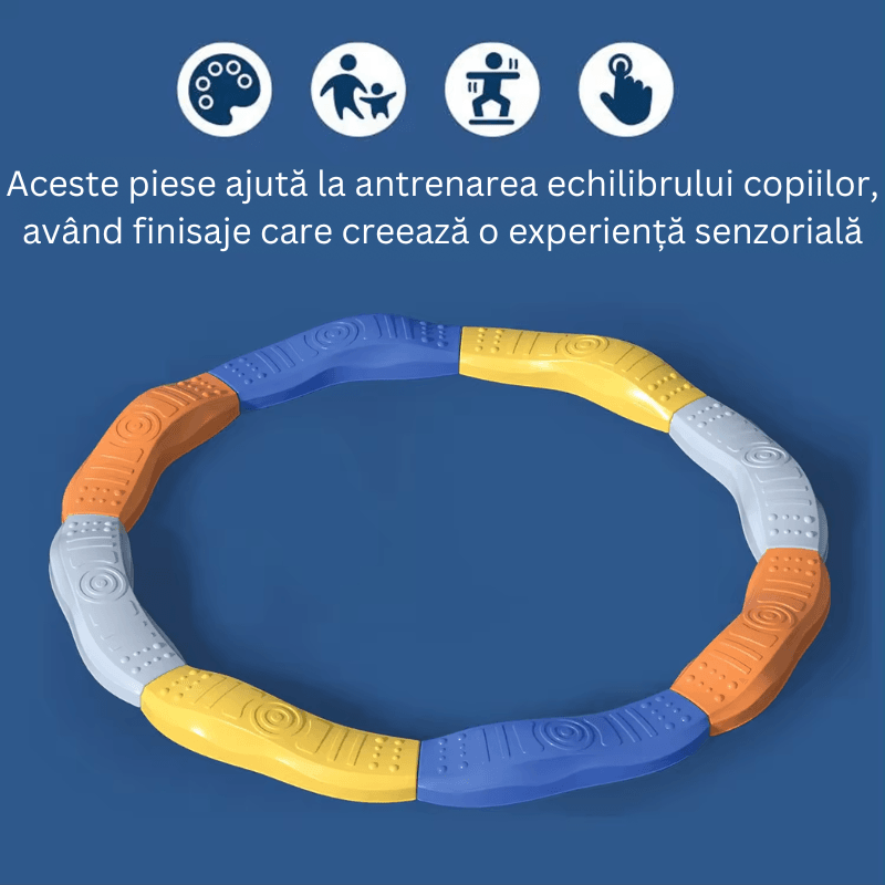 Traseu circular cu segmente texturate pentru joacă activă și explorare senzorială.