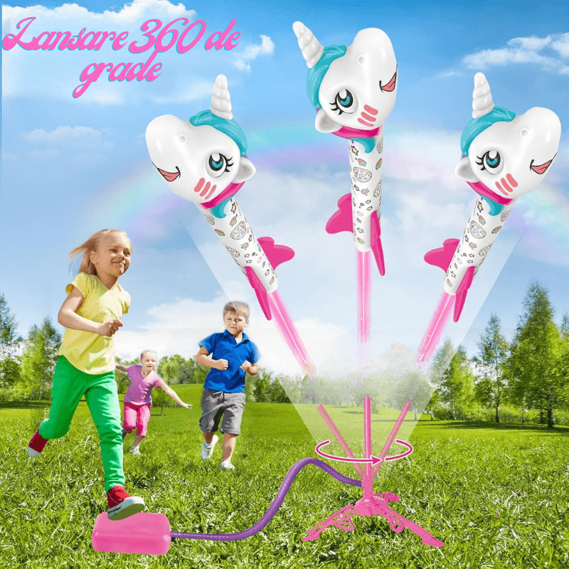 Set Unicorn din spumă cu pompă de picior, prezentat în parc